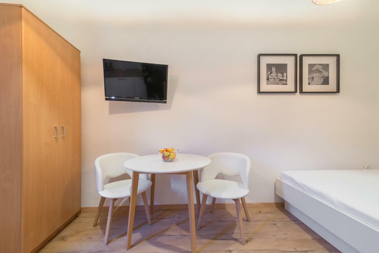 Studios & Apartments Porto Задар Екстериор снимка